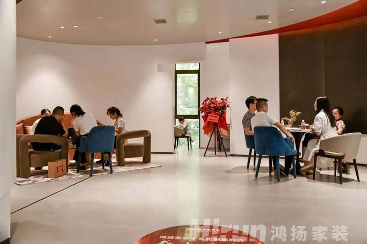 典范辟新，美好湖湘丨鴻揚(yáng)家裝寧鄉(xiāng)定制旗艦店盛大開業(yè)