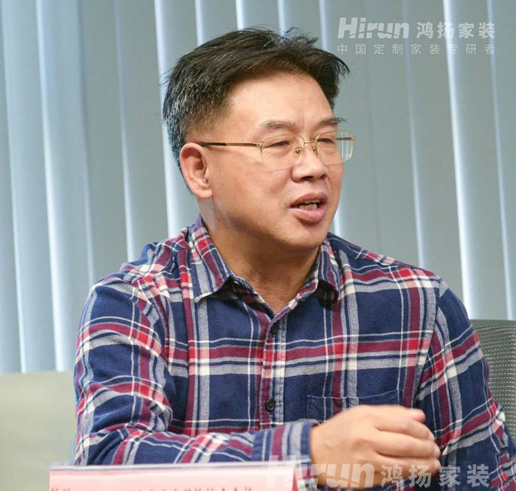 逆勢(shì)增長(zhǎng)、破浪領(lǐng)航！政協(xié)副主席彭繼球盛贊鴻揚(yáng)家裝