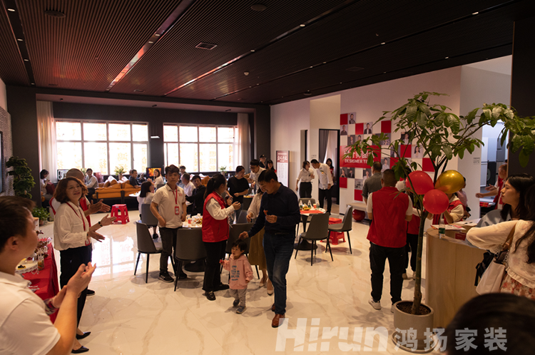 雙城齊綻！鴻揚(yáng)家裝武漢、婁底定制旗艦店全新升級(jí)